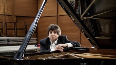 XXVIII Stagione Concertistica, Ramin Bahrami e I Virtuosi Italiani, LA LUCE E L’ASSOLUTO